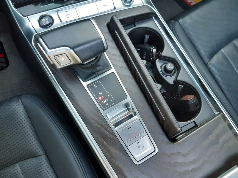 2021 Audi A6 45 TFSI Premium photo 9