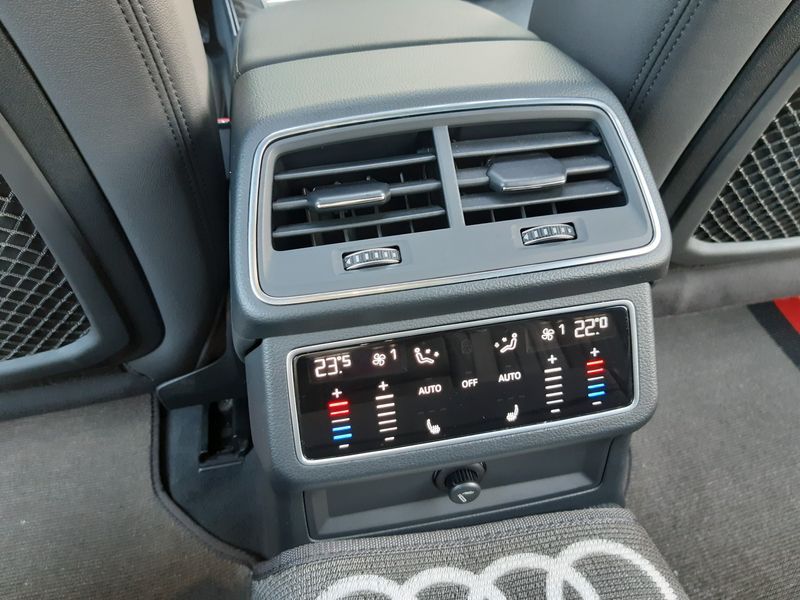 2021 Audi A6 45 TFSI Premium photo 18