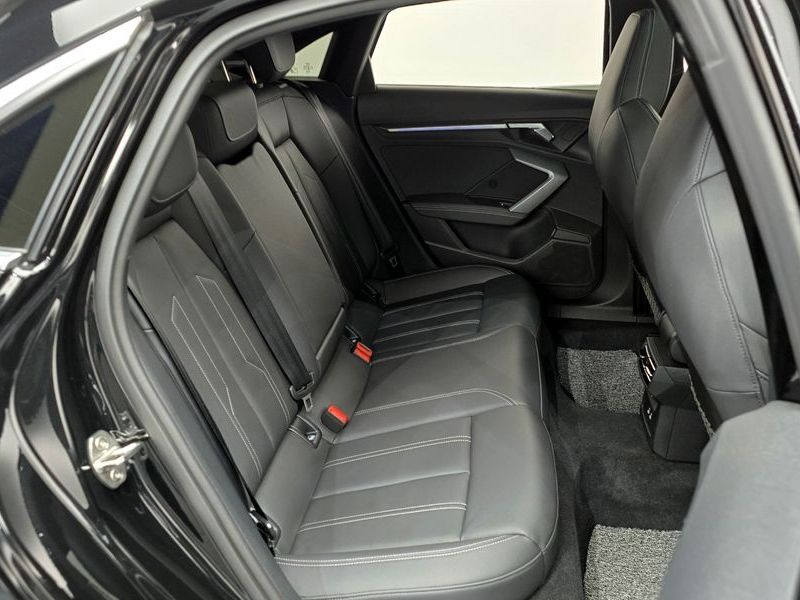 2025 Audi A3 40 TFSI Premium photo 11