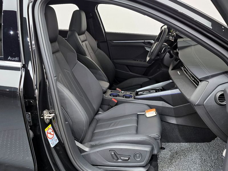 2025 Audi A3 40 TFSI Premium photo 26