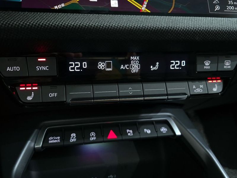 2025 Audi A3 40 TFSI Premium photo 28