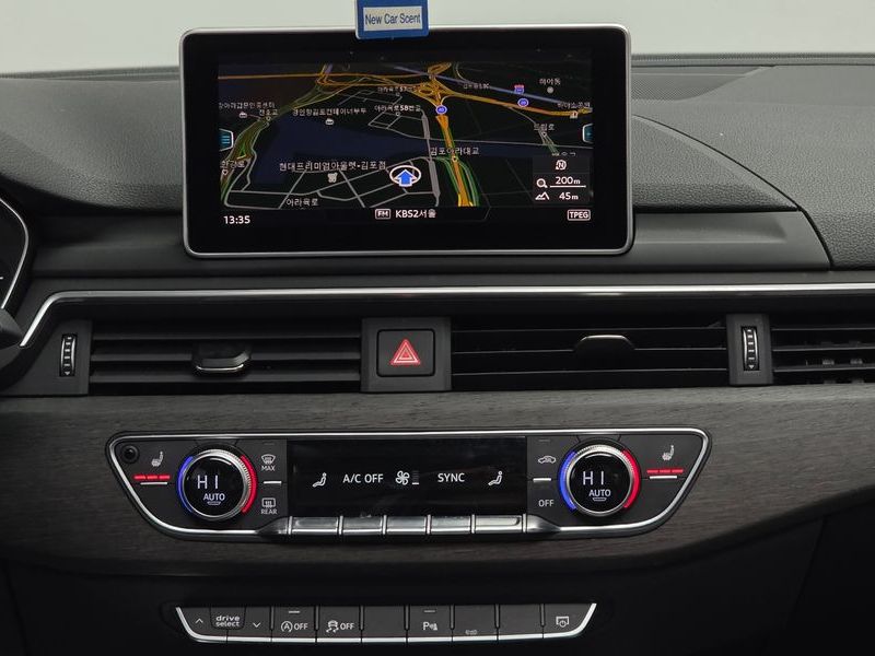 2019 Audi A4 40 TFSI Premium photo 14
