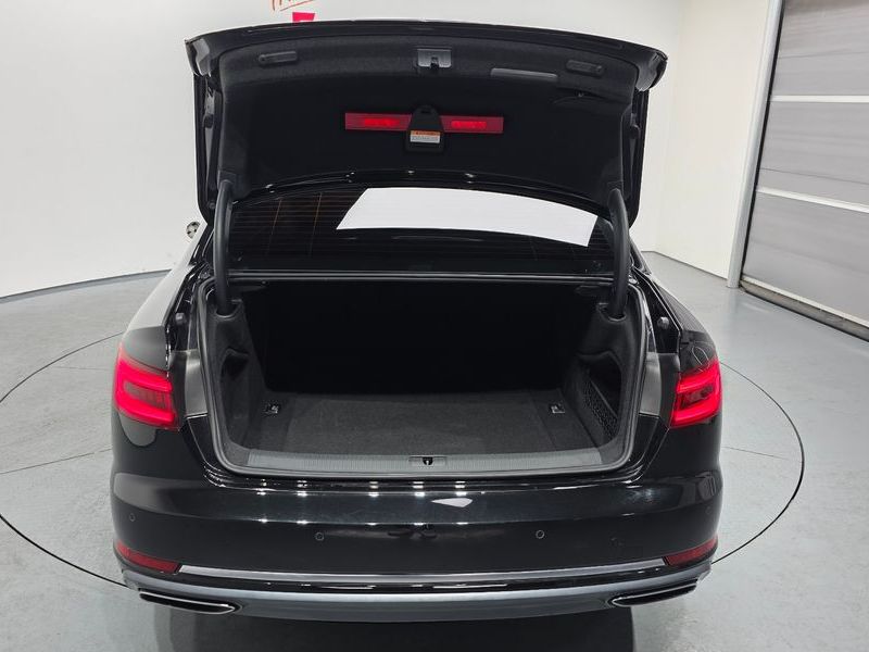 2019 Audi A4 40 TFSI Premium photo 20