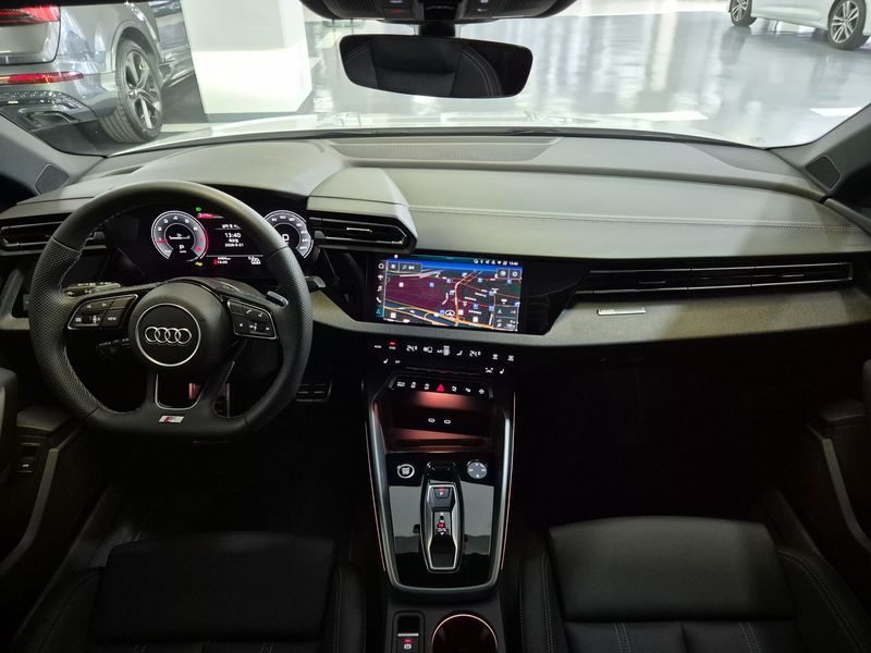 2025 Audi A3 40 TFSI Premium photo 7
