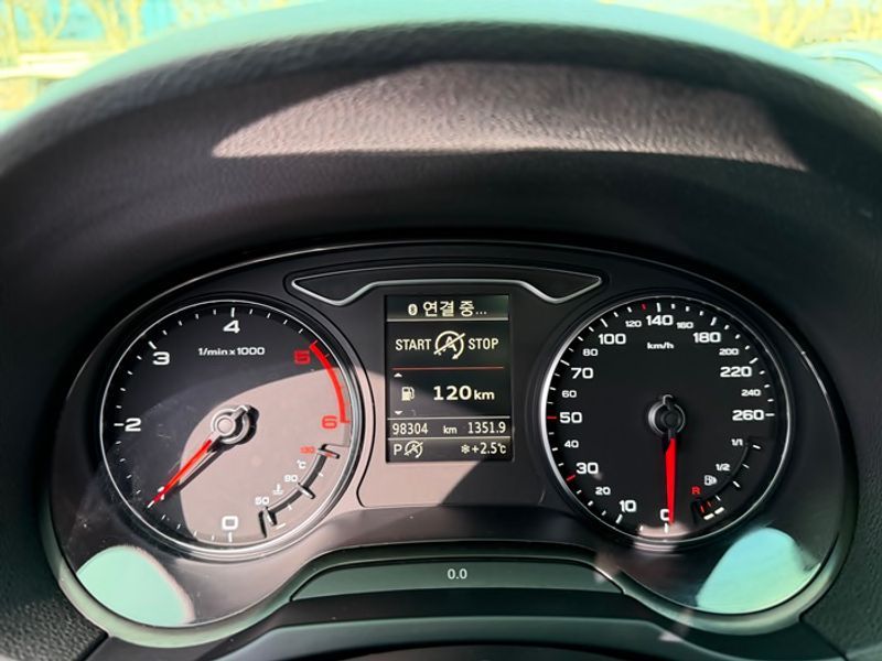 2015 Audi A3 35 TDI Dynamic 8V photo 8