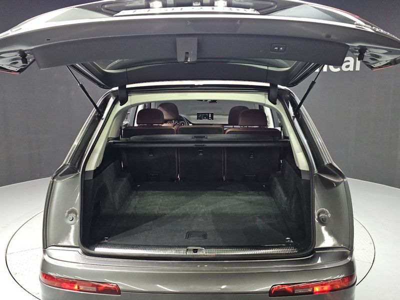 2019 Audi Q7 45 TFSI Quattro photo 20