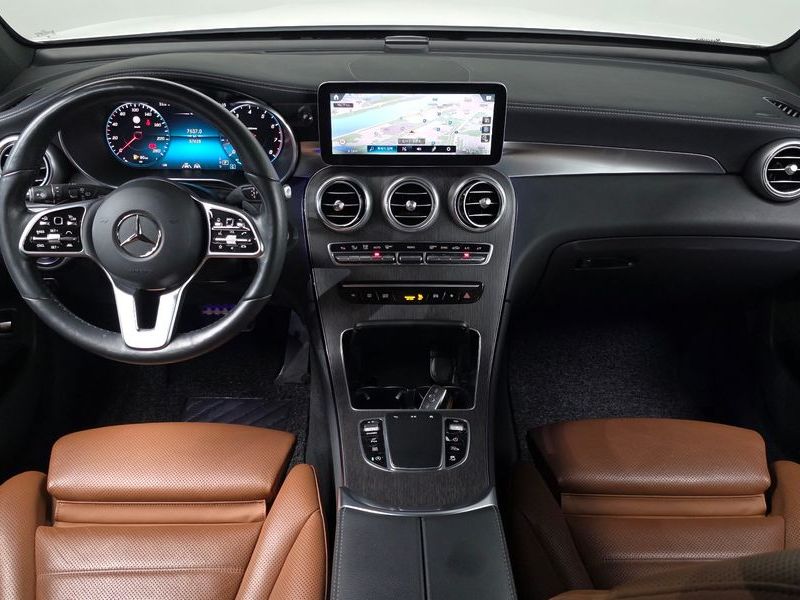 2022 Mercedes-Benz C-Class GLC300 4MATIC photo 7