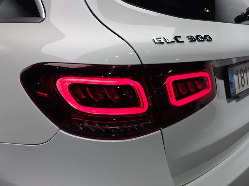 2022 Mercedes-Benz C-Class GLC300 4MATIC photo 23