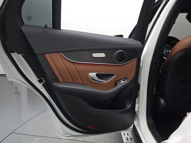 2022 Mercedes-Benz C-Class GLC300 4MATIC photo 25