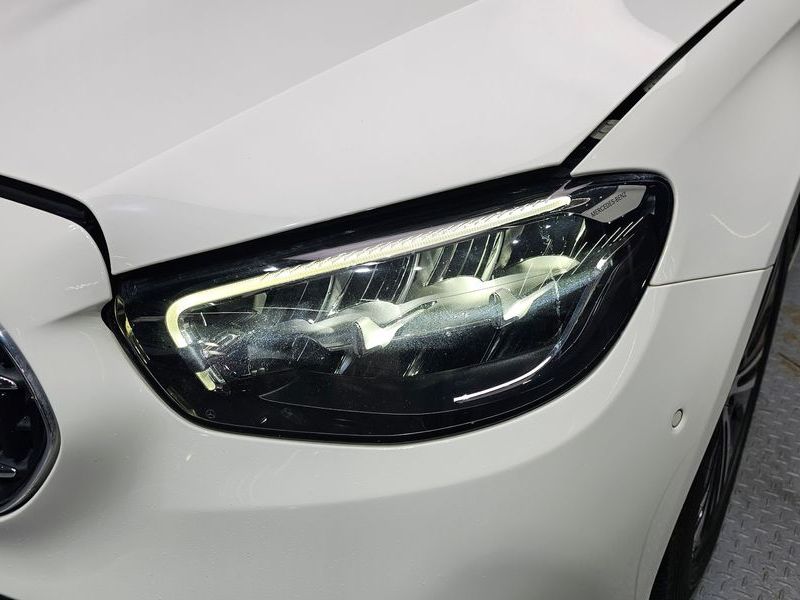 2021 Mercedes-Benz E-Class E250 Avantgarde photo 22