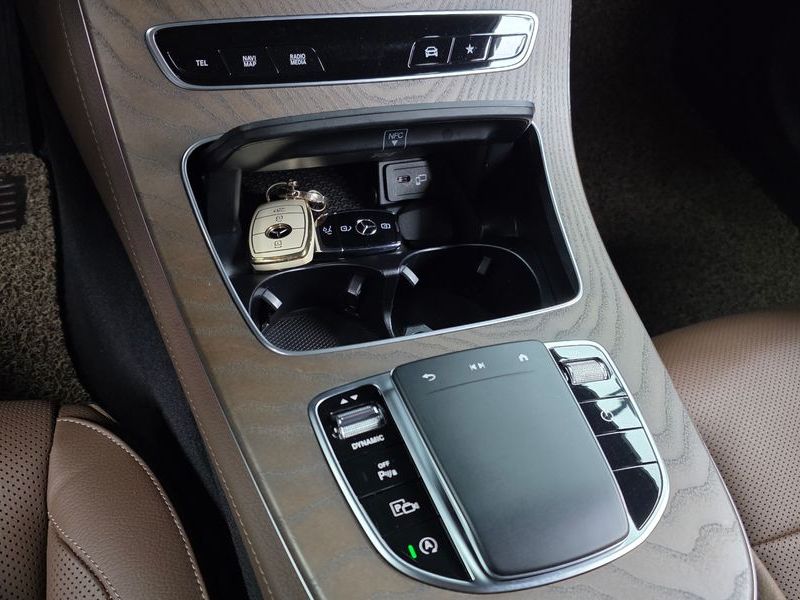 2021 Mercedes-Benz E-Class E250 Exclusive photo 19