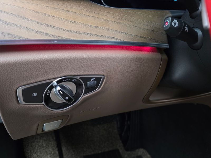 2021 Mercedes-Benz E-Class E250 Exclusive photo 27