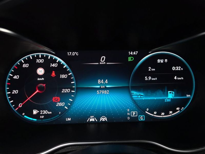 2021 Mercedes-Benz C-Class GLC220 d 4MATIC photo 8