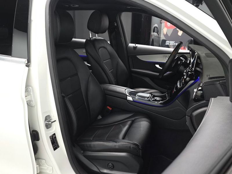 2021 Mercedes-Benz C-Class GLC220 d 4MATIC photo 10