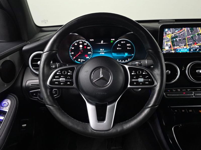 2021 Mercedes-Benz C-Class GLC220 d 4MATIC photo 13
