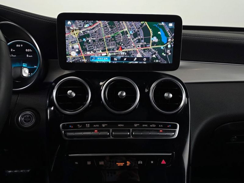2021 Mercedes-Benz C-Class GLC220 d 4MATIC photo 14