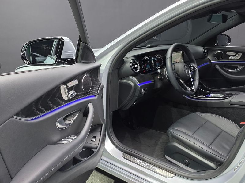 2022 Mercedes-Benz E-Class E250 Avantgarde photo 10