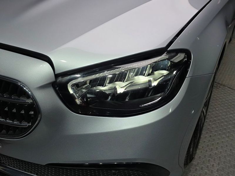 2022 Mercedes-Benz E-Class E250 Avantgarde photo 22