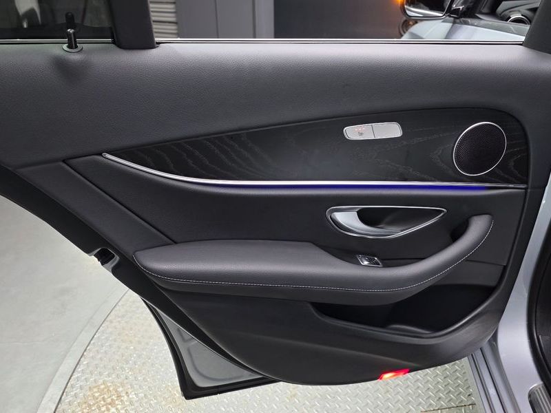 2022 Mercedes-Benz E-Class E250 Avantgarde photo 25
