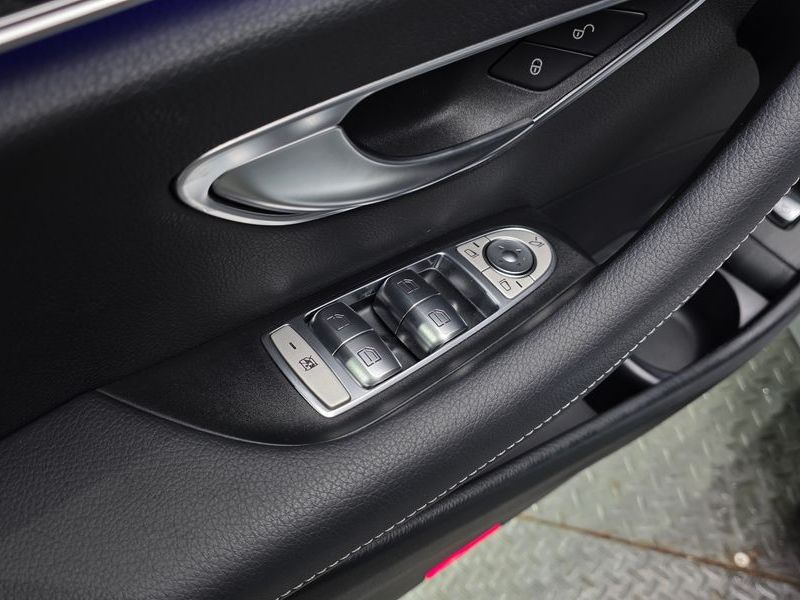 2022 Mercedes-Benz E-Class E250 Avantgarde photo 27