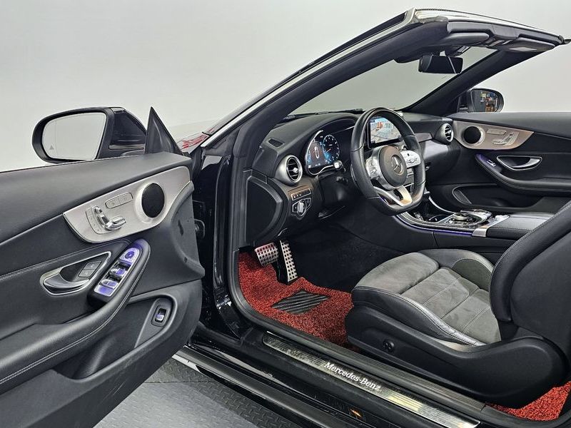 2021 Mercedes-Benz C-Class C200 Cabriolet photo 10