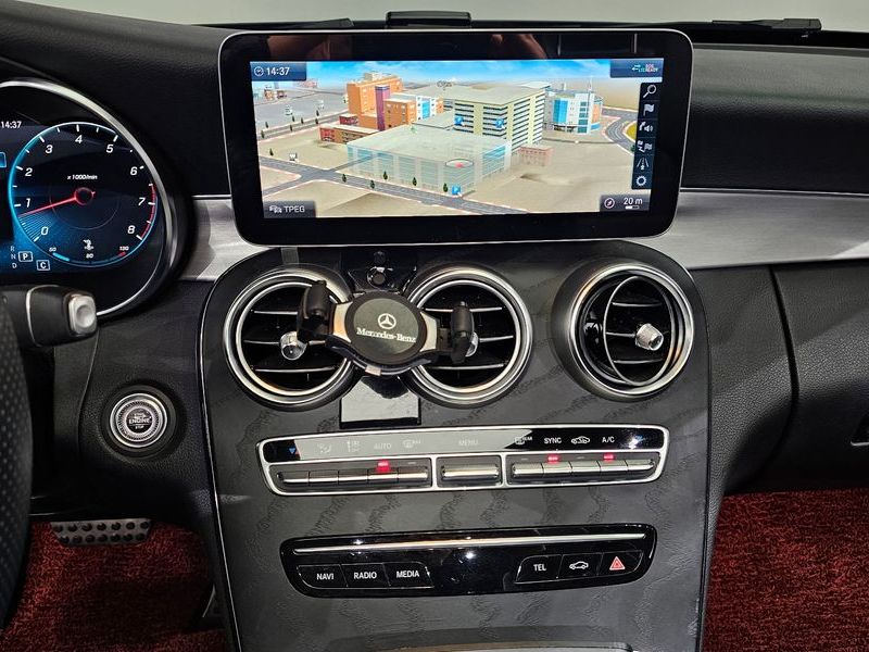 2021 Mercedes-Benz C-Class C200 Cabriolet photo 18