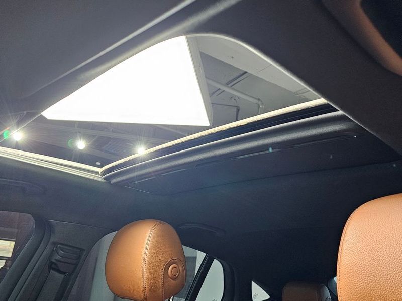 2021 Mercedes-Benz C-Class GLC300e 4MATIC Coupe photo 27