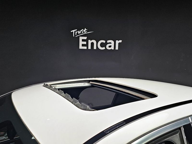2022 Mercedes-Benz E-Class E220d 4MATIC Exclusive photo 19