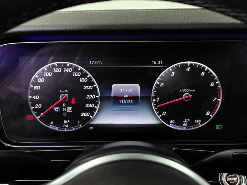2018 Mercedes-Benz E-Class E400 4MATIC Exclusive photo 8