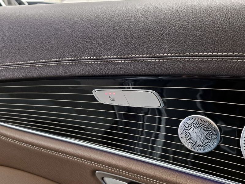 2018 Mercedes-Benz E-Class E400 4MATIC Exclusive photo 19