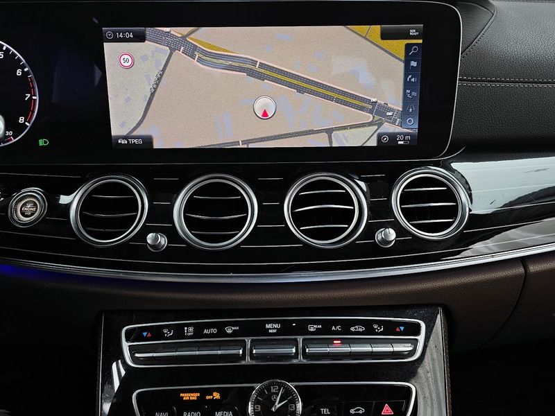 2018 Mercedes-Benz E-Class E400 4MATIC Exclusive photo 14