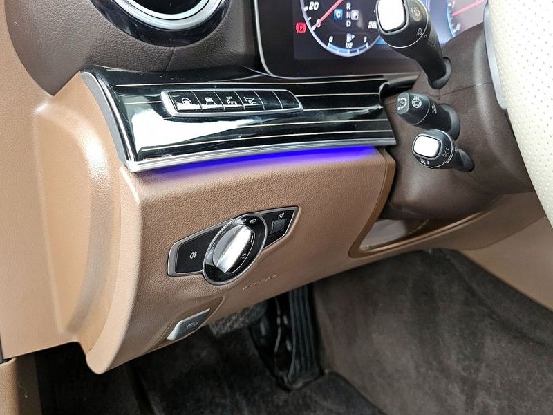 2018 Mercedes-Benz E-Class E400 4MATIC Exclusive photo 28