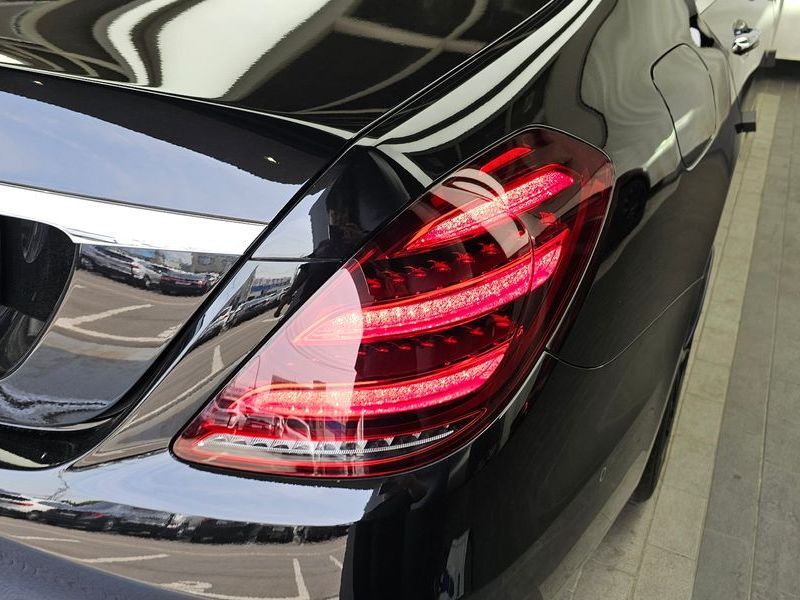 2019 Mercedes-Benz S-Class S63 AMG 4MATIC+ photo 23