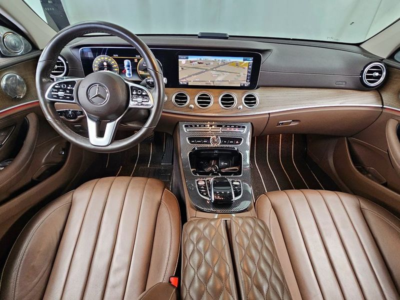 2020 Mercedes-Benz E-Class E220d 4MATIC Exclusive photo 7