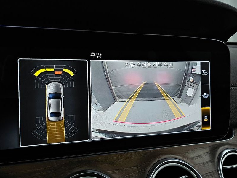 2020 Mercedes-Benz E-Class E220d 4MATIC Exclusive photo 15