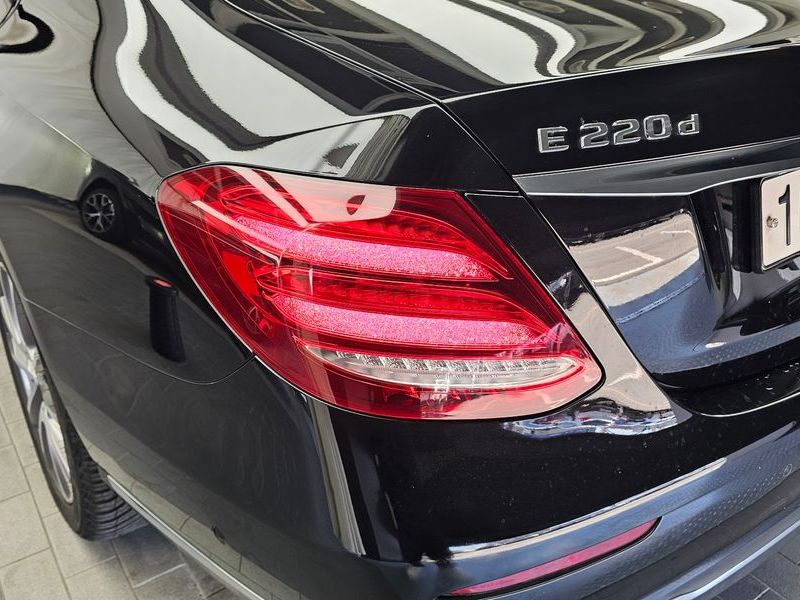 2020 Mercedes-Benz E-Class E220d 4MATIC Exclusive photo 23