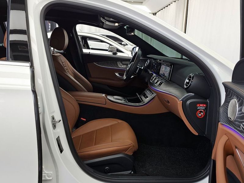 2021 Mercedes-Benz E-Class E350 4MATIC AMG Line photo 11