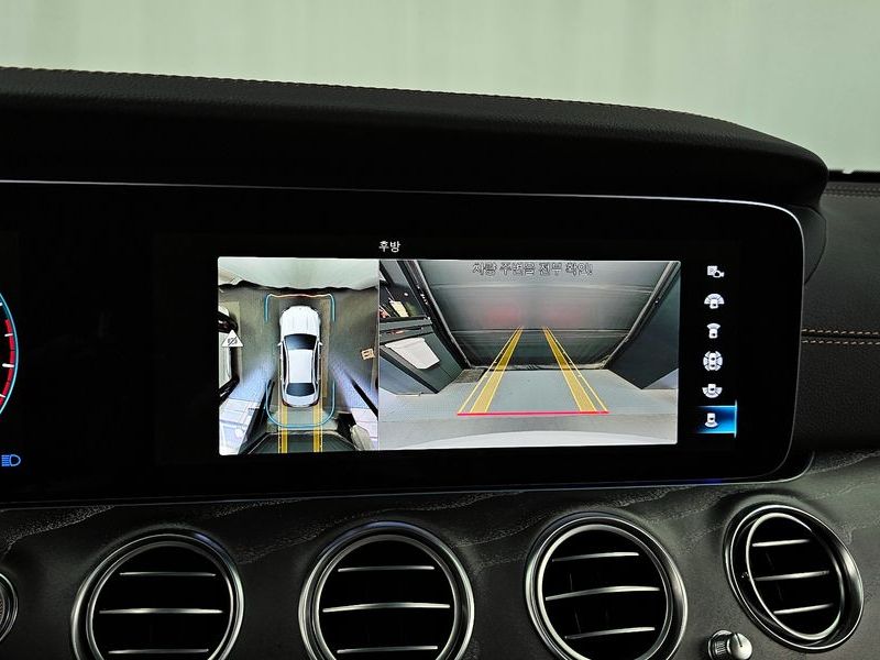 2021 Mercedes-Benz E-Class E350 4MATIC AMG Line photo 15