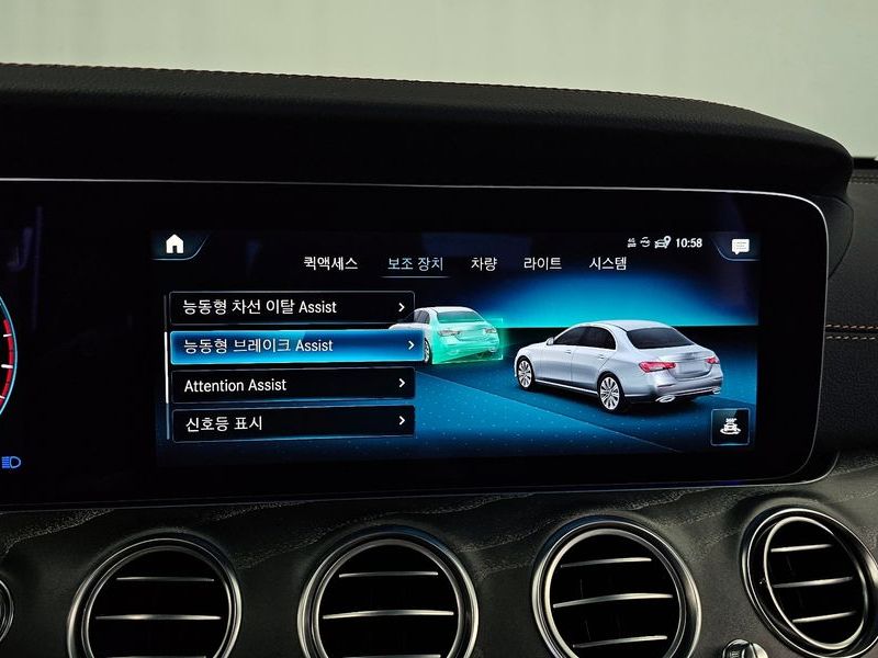 2021 Mercedes-Benz E-Class E350 4MATIC AMG Line photo 16