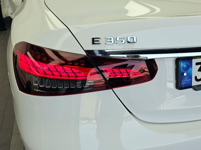 2021 Mercedes-Benz E-Class E350 4MATIC AMG Line photo 23