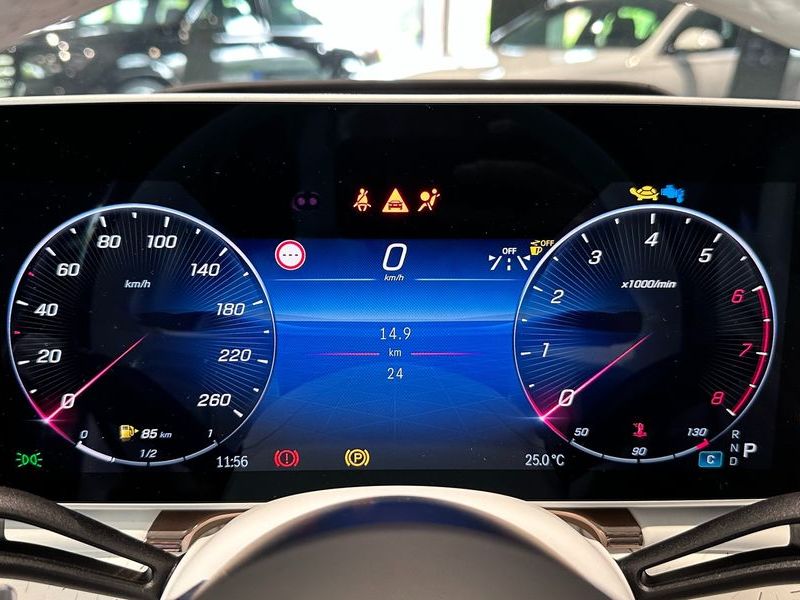 2023 Mercedes-Benz S-Class Maybach S680 4MATIC Haute Vouture Edition photo 8