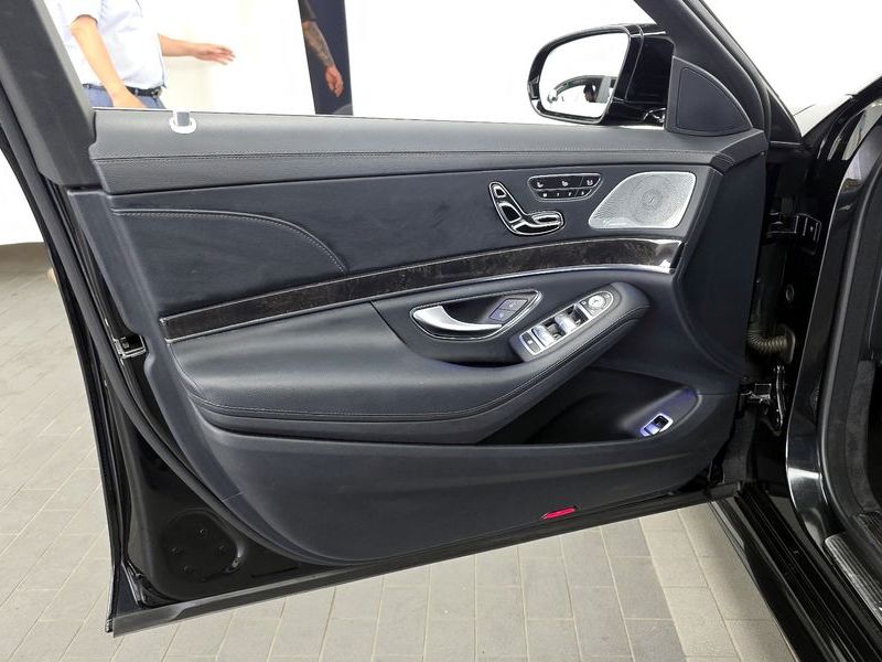 2019 Mercedes-Benz S-Class S350 d 4MATIC photo 24