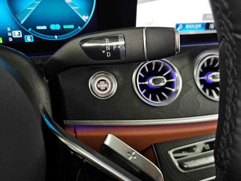 2022 Mercedes-Benz S-Class CLS300d 4MATIC photo 9