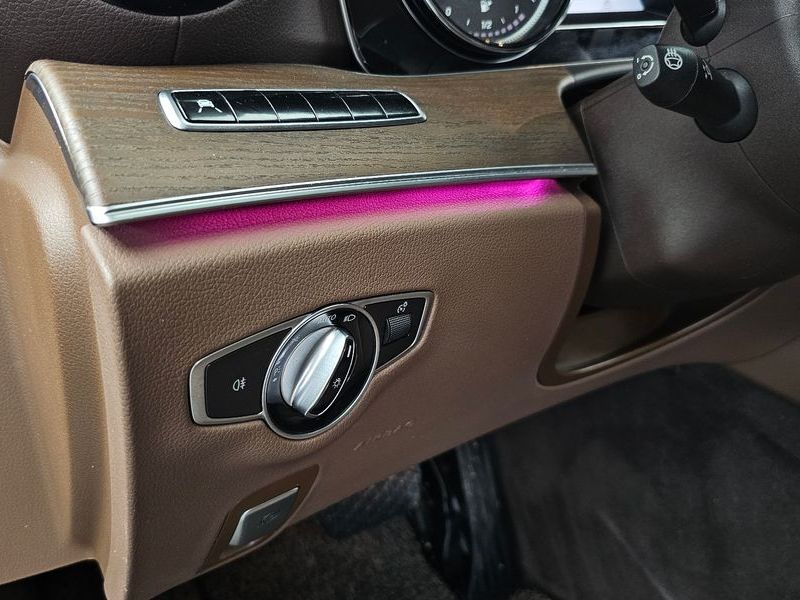 2020 Mercedes-Benz E-Class E220d 4MATIC Exclusive photo 18