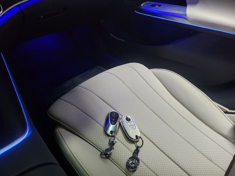 2026 Mercedes-Benz E-Class E200 Avantgarde photo 16