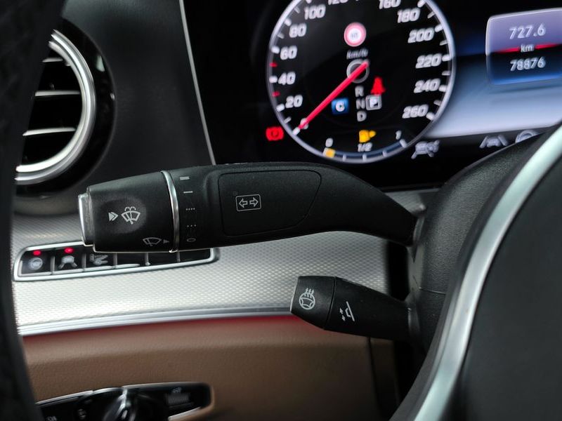 2020 Mercedes-Benz E-Class E300 4MATIC AMG Line photo 28