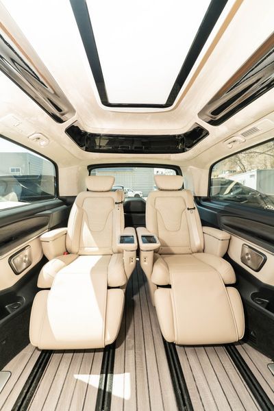 2025 Mercedes-Benz CLA V300 CDI W447 photo 7