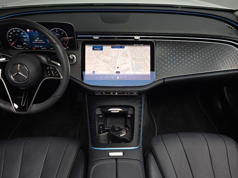 2024 Mercedes-Benz E-Class E220d 4MATIC Exclusive photo 7