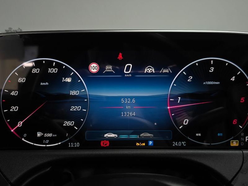 2024 Mercedes-Benz E-Class E220d 4MATIC Exclusive photo 8