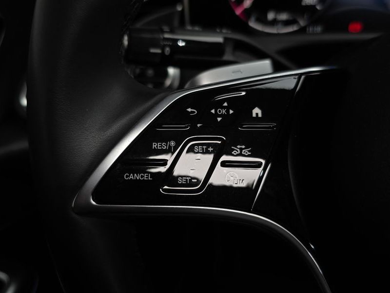 2024 Mercedes-Benz E-Class E220d 4MATIC Exclusive photo 17